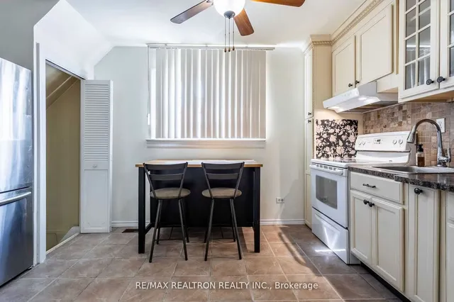 Additional image 6 of 80 Gray Ave