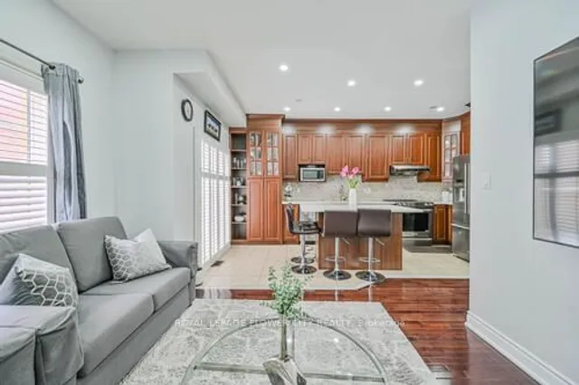 Additional image 16 of 269 Brussels Ave