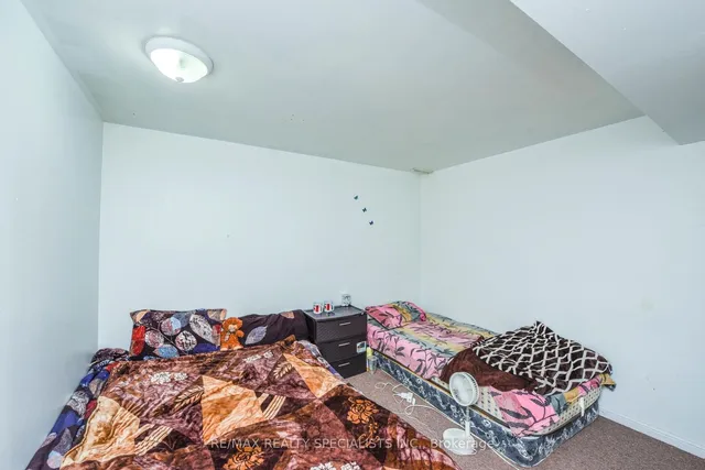 Additional image 31 of 52 Crawford Dr