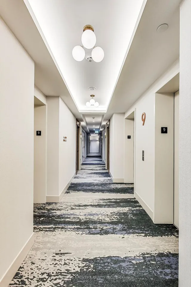 Additional image 7 of 20 Inn On The Park Dr Unit 933