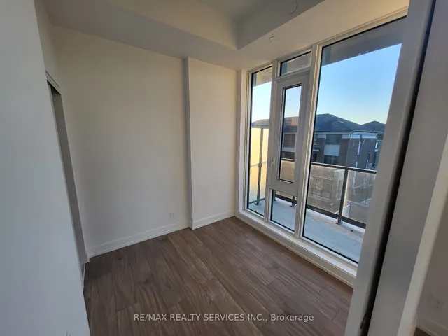 Additional image 8 of 225 veterans Dr Unit 302