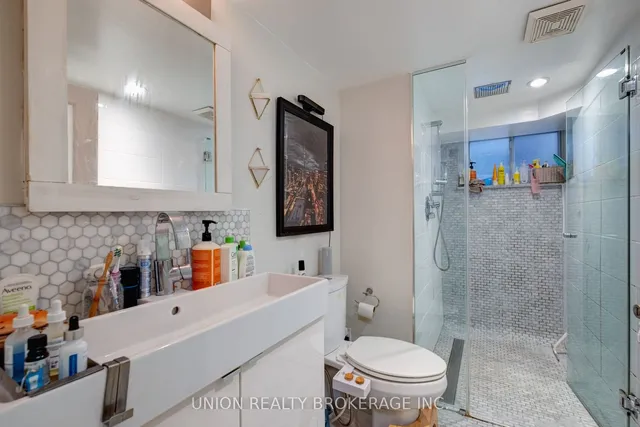 Additional image 11 of 45 Strathmore Blvd