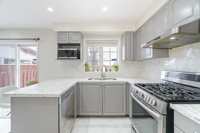 Additional image 27 of 86 Summerdale Cres