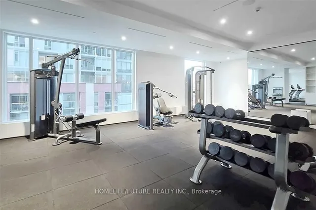 Additional image 23 of 33 Helendale Ave Unit 1602