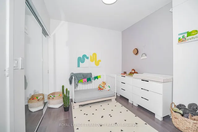 Additional image 24 of 501 St. Clair Ave Unit 301