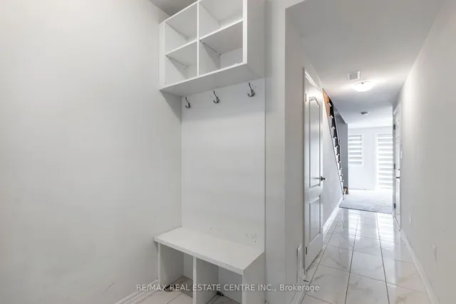 Additional image 4 of 17 Arcola St