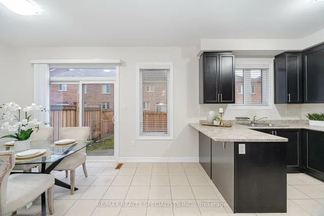 Additional image 13 of 90 Truro Circ