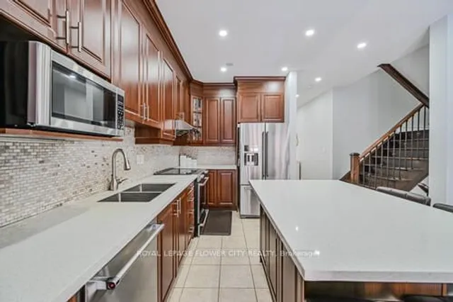 Additional image 18 of 269 Brussels Ave