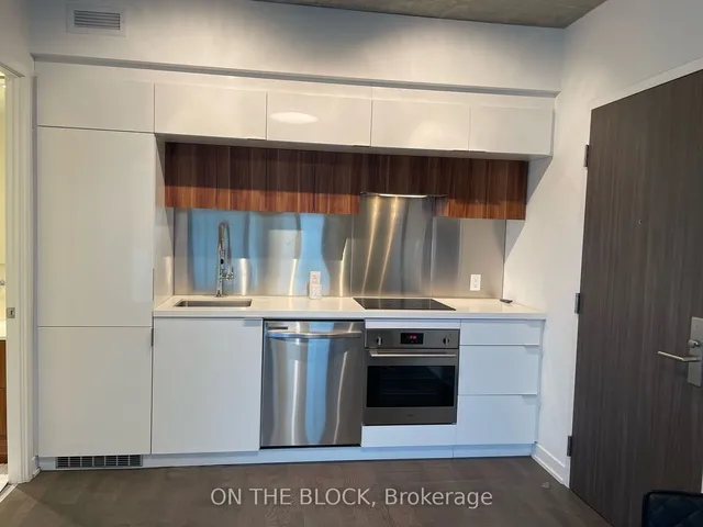 Additional image 16 of 185 Roehampton Ave Unit 509