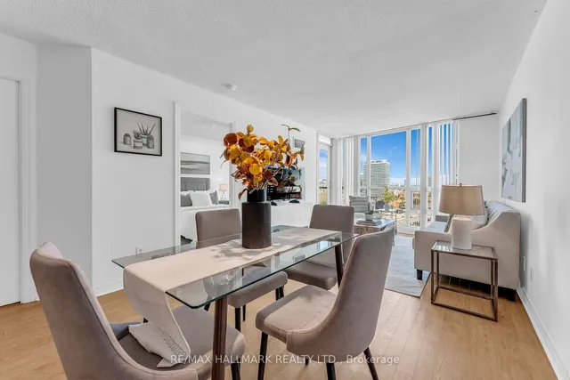 Additional image 15 of 16 Yonge St Unit 1908