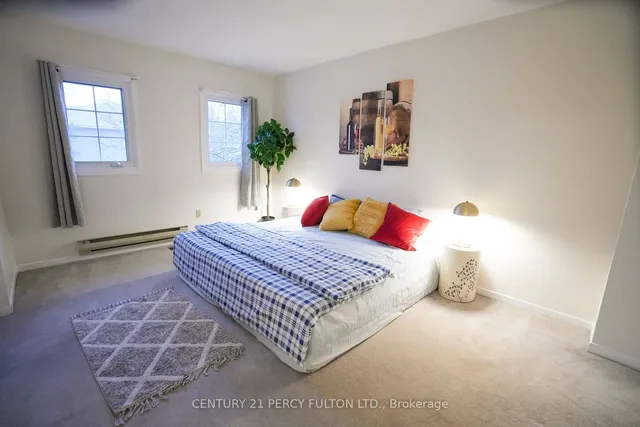 Additional image 20 of 42 Chipstead Ave