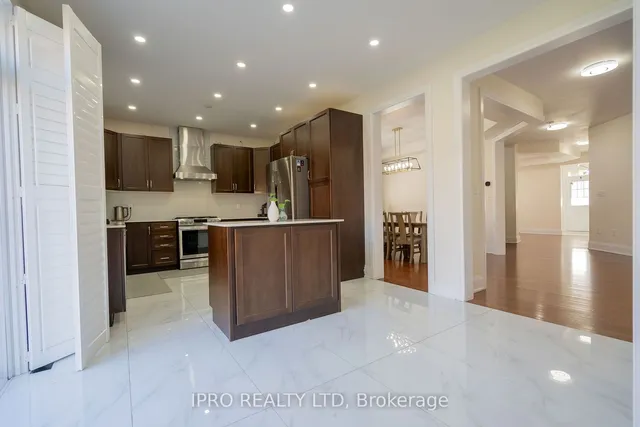 Additional image 9 of 11 Goodsway Tr