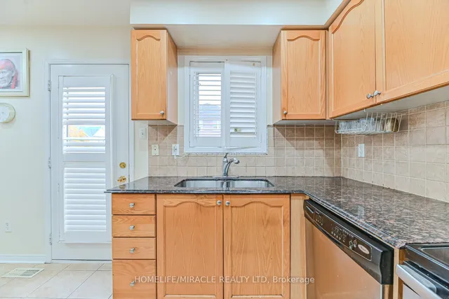 Additional image 12 of 169 Crystal Glen Cres