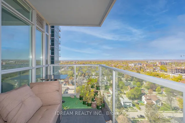 Additional image 17 of 9 George St Unit 1901