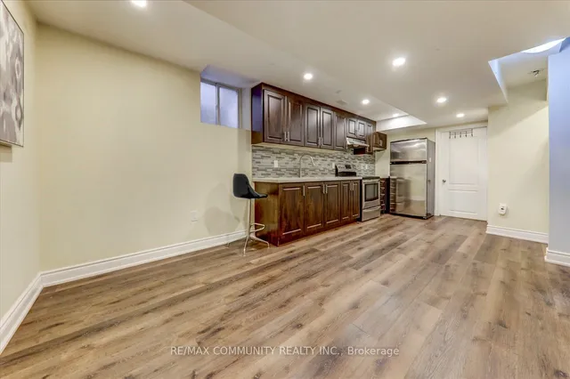 Additional image 28 of 69 Clearfield Dr