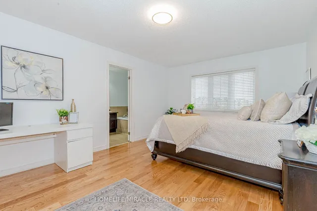 Additional image 15 of 9 Dufay Rd