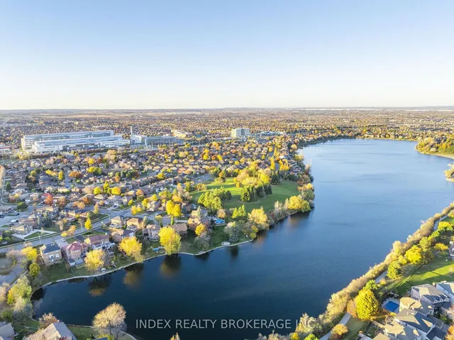 Additional image 40 of 7 Panorama Cres