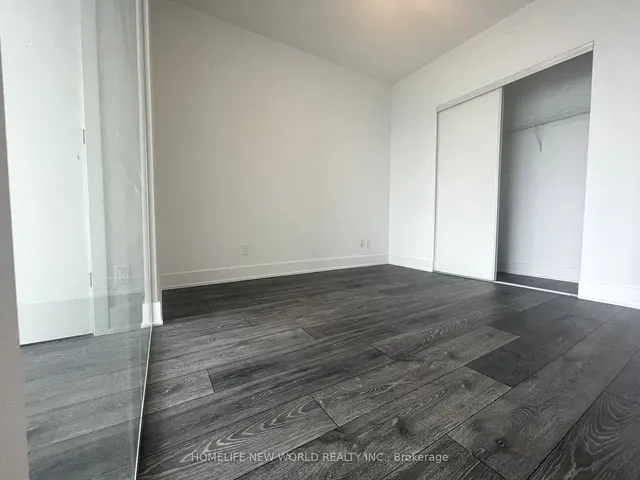 Additional image 8 of 403 Church St Unit 2413