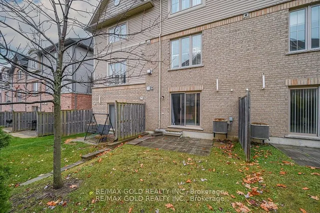 Additional image 40 of 31 Bergamont Rd