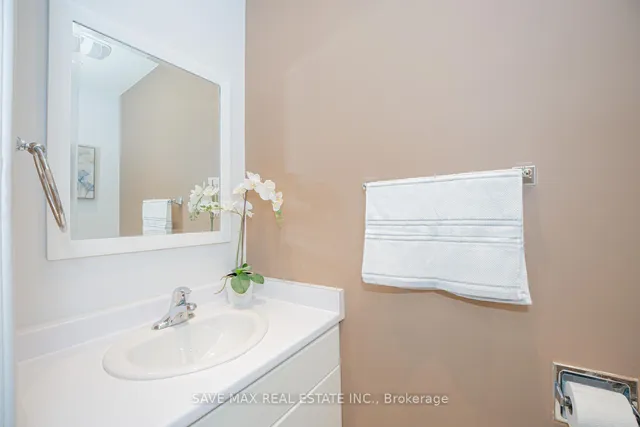 Additional image 25 of 45 Greenwich Circ