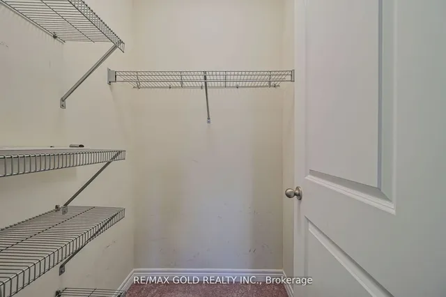 Additional image 31 of 101 Finegan Circ