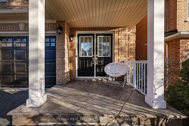 Additional image 36 of 63 Oblate Cres