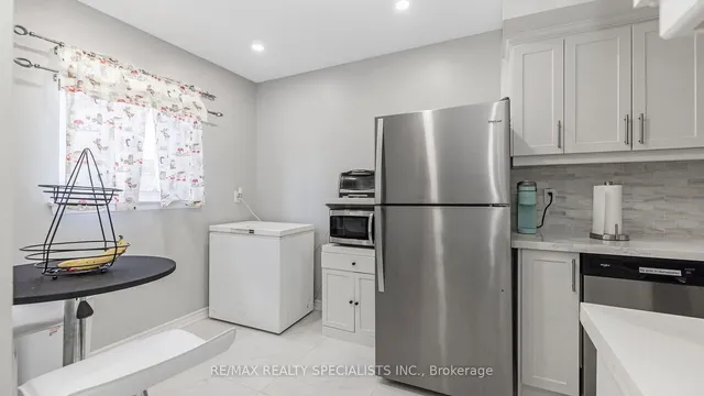 Additional image 6 of 147 Fleetwood Cres