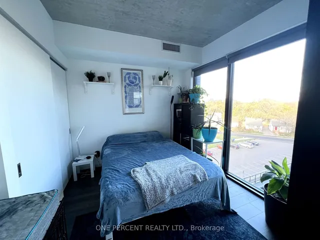 Additional image 5 of 7 SMITH Cres Unit 527