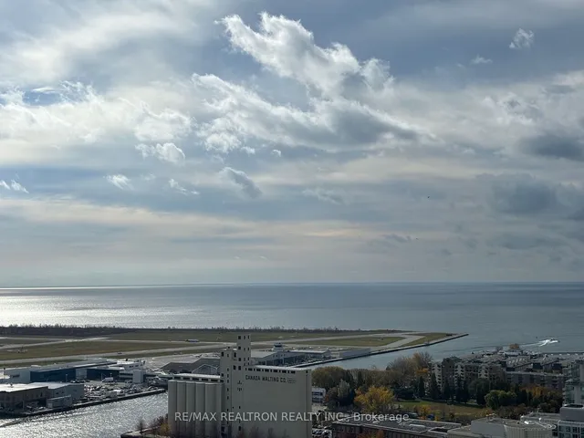 Additional image 23 of 15 Fort York Blvd Unit 3812