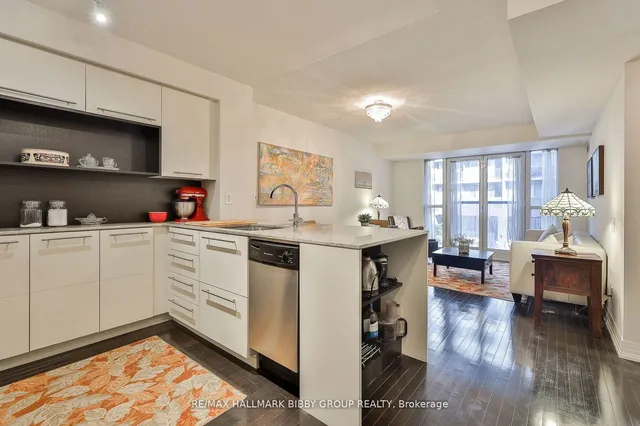 Additional image 12 of 25 Carlton St Unit 327