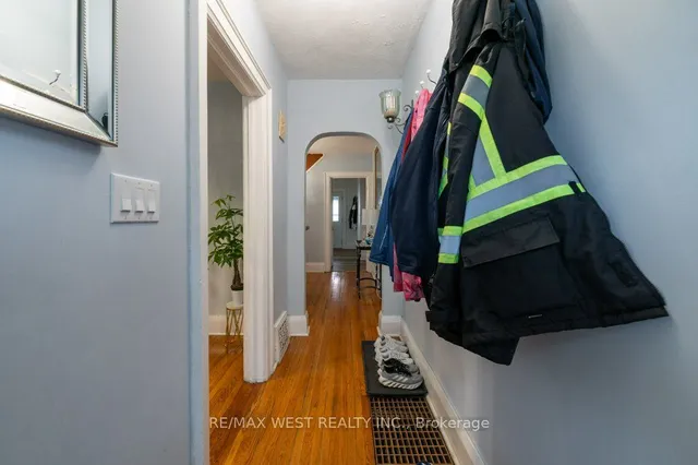 Additional image 8 of 3 Chambers Ave