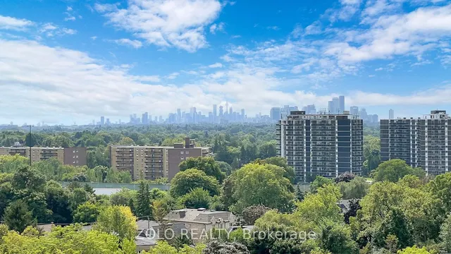 Additional image 7 of 2 Clairtrell Rd Unit 1109