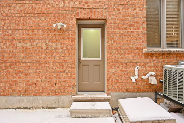 Additional image 37 of 41 Speedwell St