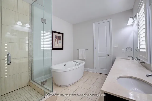 Additional image 30 of 119 Coastline Dr