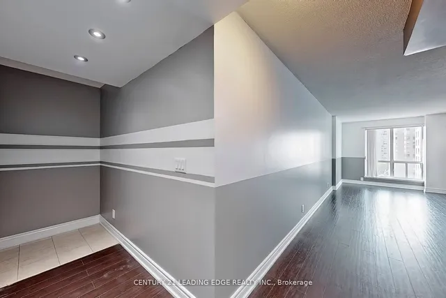 Additional image 26 of 8 Lee Centre Dr Unit 1013