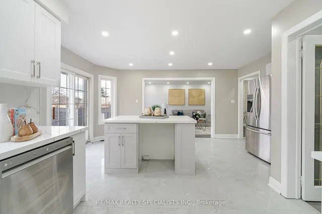 Additional image 10 of 32 Giza Cres