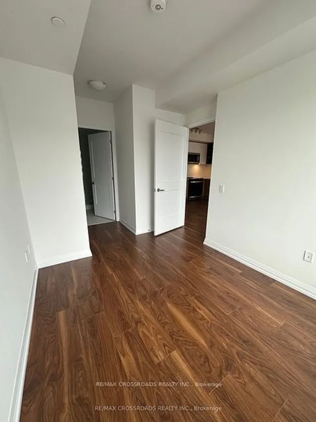 Additional image 9 of 50 Dunfield Ave Unit 2620