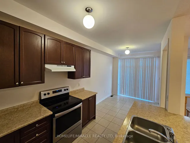 Additional image 10 of 13 Goulston St