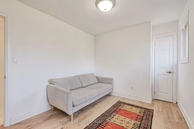 Additional image 14 of 16 Muskoka Ave