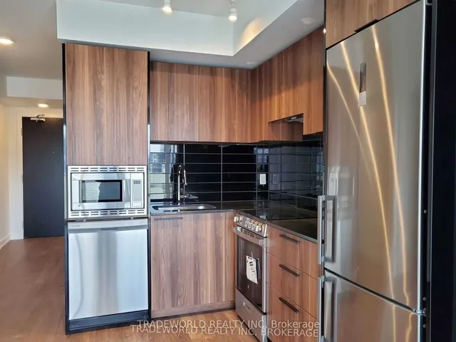 Additional image 4 of 501 Yonge St Unit 3411