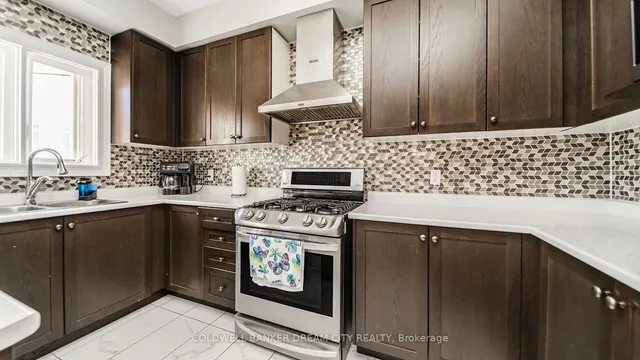 Additional image 15 of 88 Hollowgrove Blvd