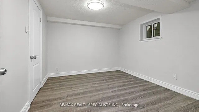 Additional image 29 of 16 Drake Blvd