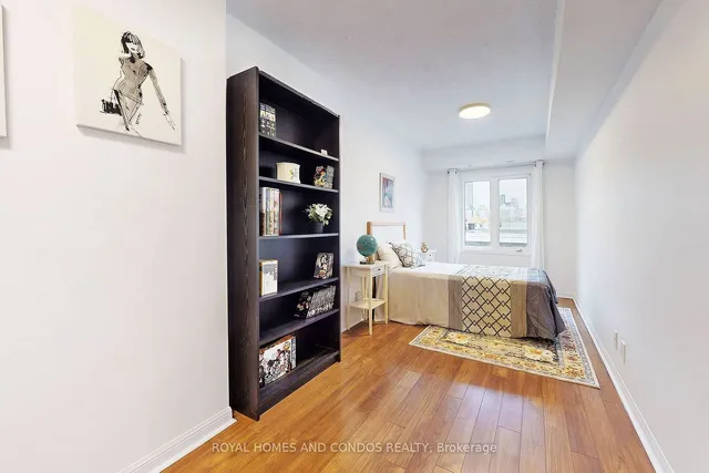 Additional image 31 of 60 Carr St Unit Th5