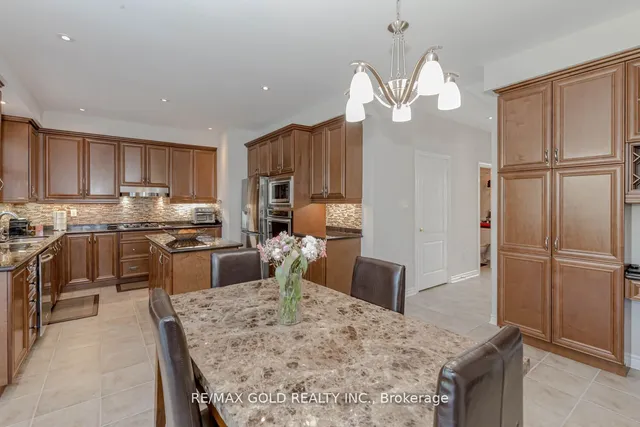 Additional image 13 of 71 Crocker Dr