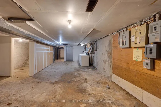 Additional image 33 of 103 Gloucester St