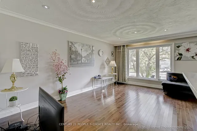 Additional image 12 of 926 Willowdale Ave