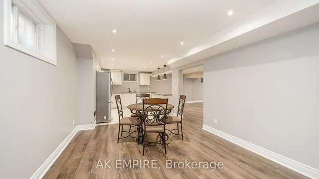 Additional image 32 of 67 Saint Hubert Dr