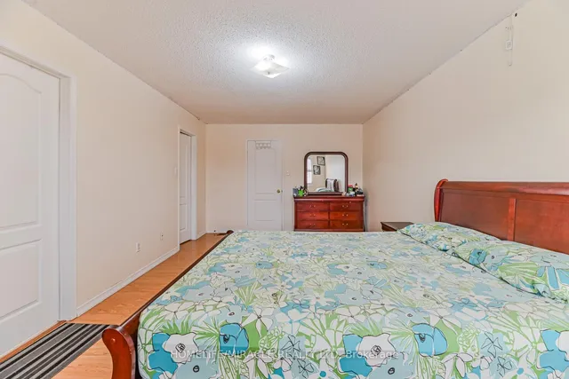 Additional image 19 of 169 Crystal Glen Cres