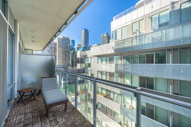 Additional image 22 of 29 Queens Quay Unit 902