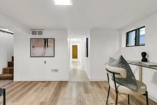 Additional image 26 of 37 Holley Ave